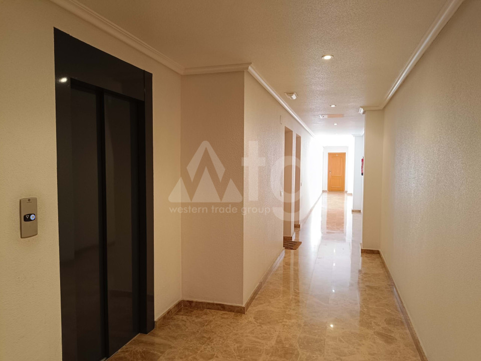 5 bedroom Apartment in Torrevieja - RST53008 - 30