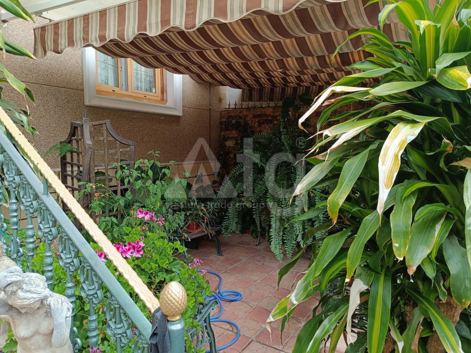 5 bedroom Villa in Almoradí - RST52995 - 2