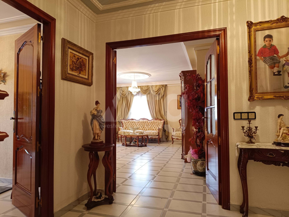 5 bedroom Villa in Almoradí - RST52995 - 8