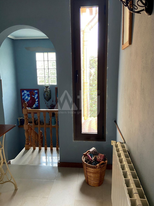 5 bedroom Villa in Hondón de las Nieves - SLE52108 - 11