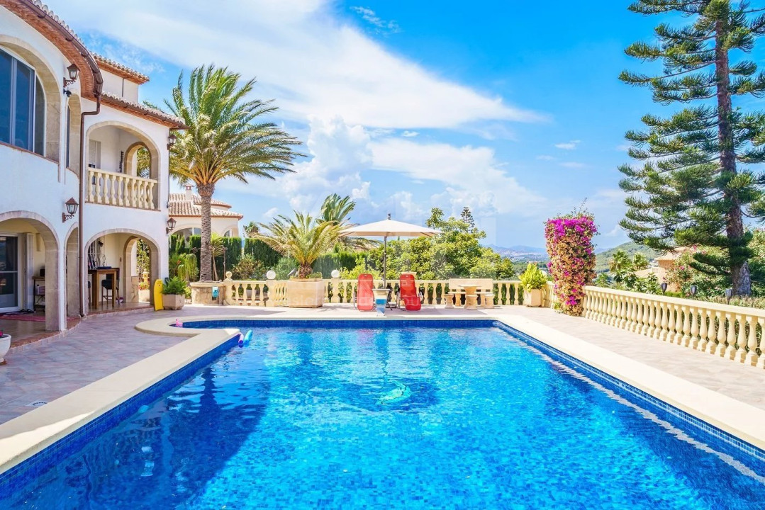 5 bedroom Villa in Javea - BES45447 - 2