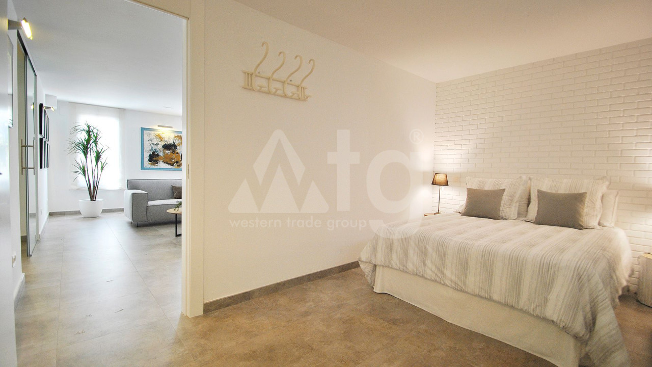 5 bedroom Villa in La Marina - AT54964 - 19