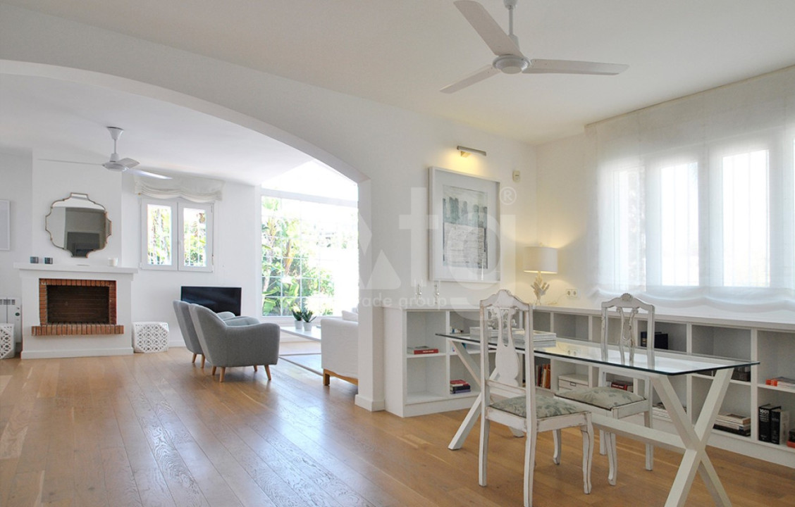 5 bedroom Villa in La Marina - AT54964 - 10