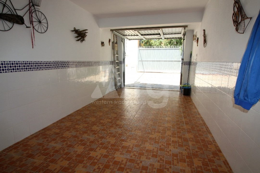 5 bedroom Villa in Los Balcones - RH59002 - 35