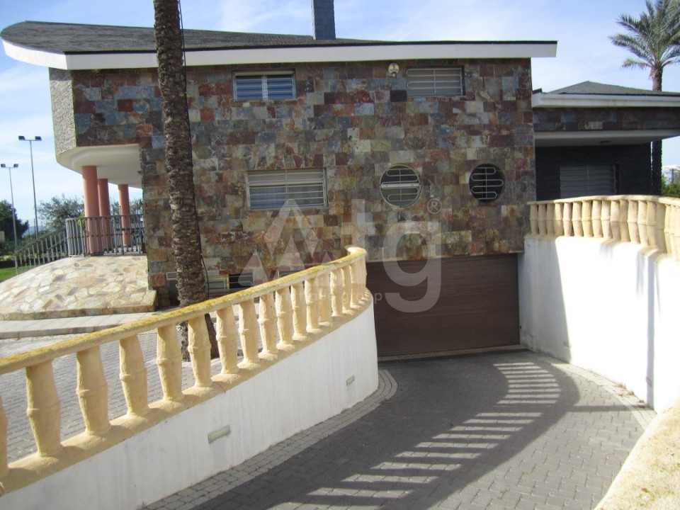 5 bedroom Villa in Los Montesinos - TT49016 - 10