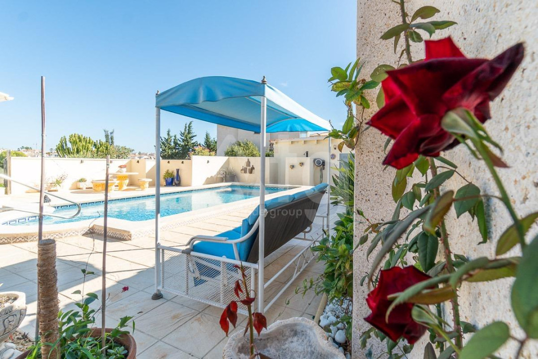5 bedroom Villa in Playa Flamenca - RPF44948 - 6