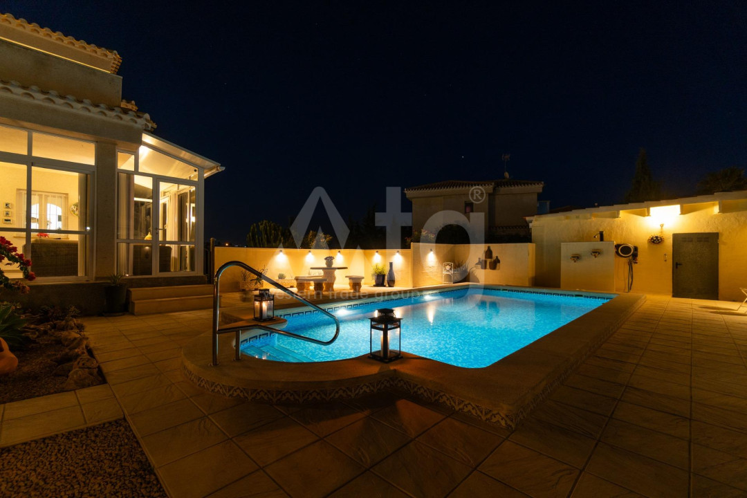 5 bedroom Villa in Playa Flamenca - RPF44948 - 34