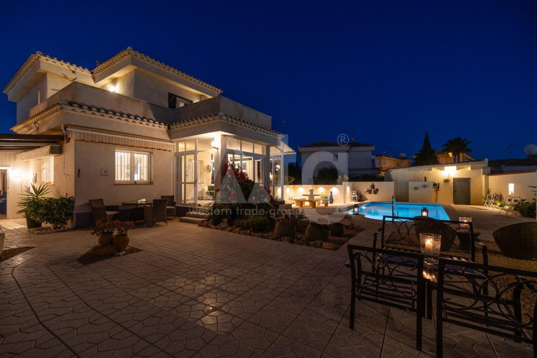 5 bedroom Villa in Playa Flamenca - RPF44948 - 37