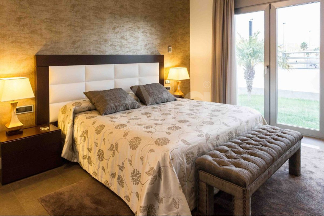 5 bedroom Villa in San Pedro del Pinatar - ZP55614 - 11