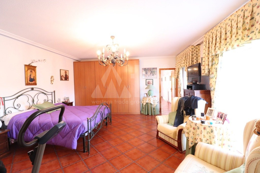5 bedroom Villa in Torrevieja - CRR41231 - 13