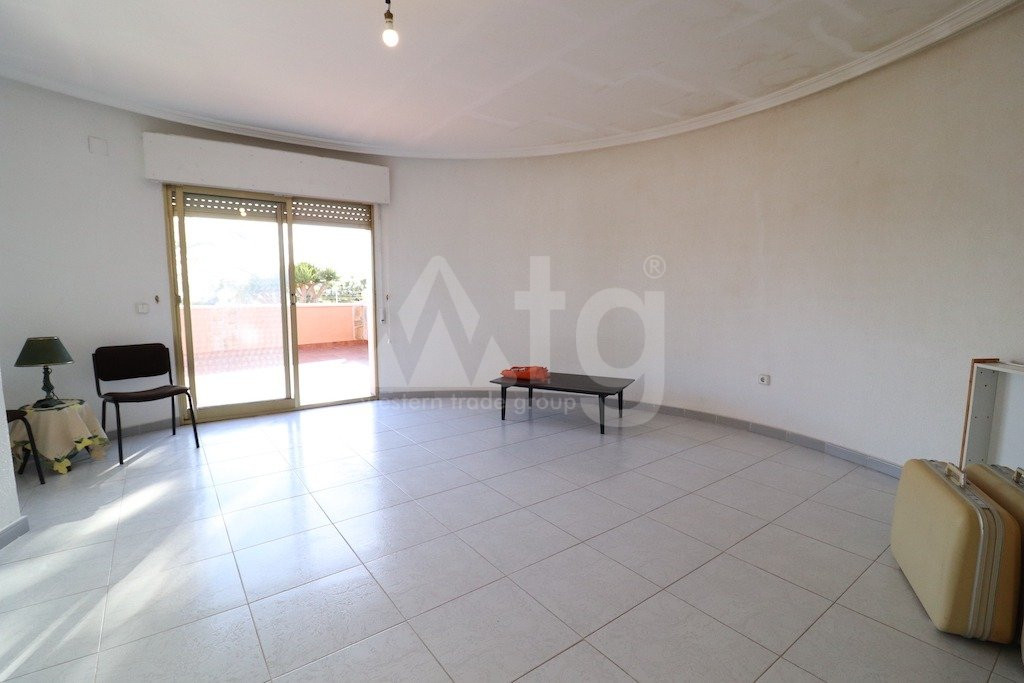 5 bedroom Villa in Torrevieja - CRR41231 - 18