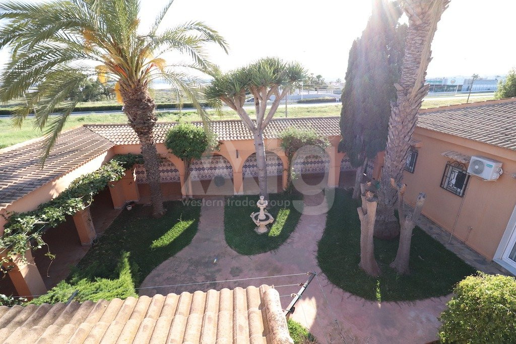 5 bedroom Villa in Torrevieja - CRR41231 - 41