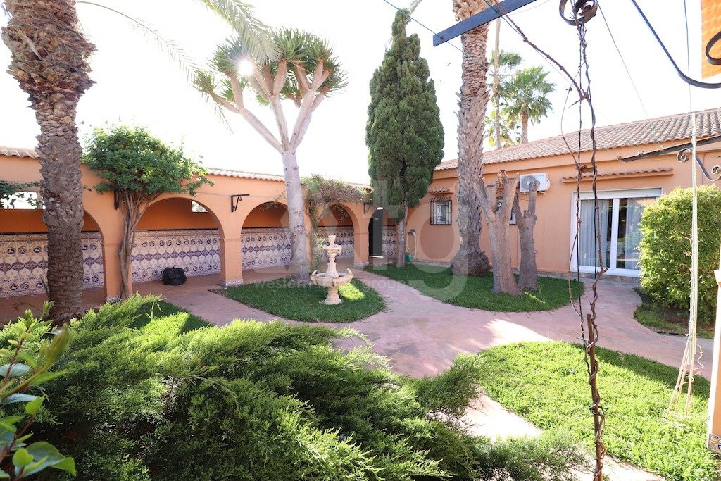 5 bedroom Villa in Torrevieja - CRR41231 - 34