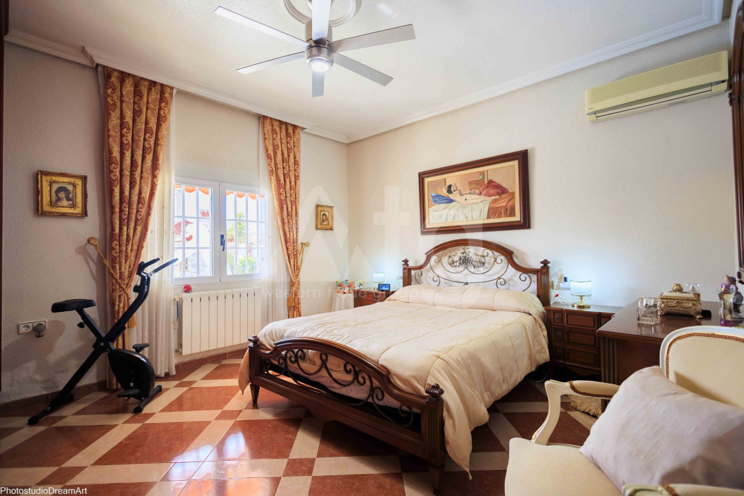 5 Schlafzimmer Villa in Orihuela Costa - CBH57044 - 9