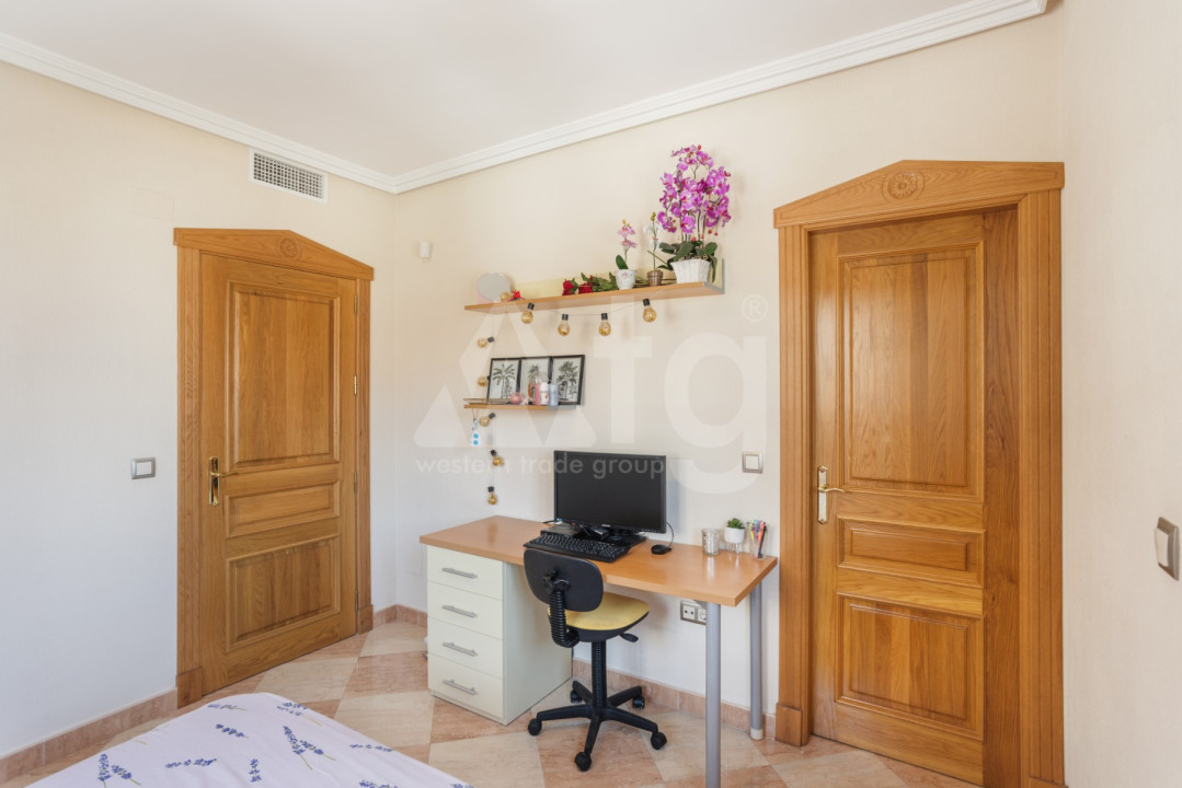5 Schlafzimmer Villa in Torrevieja - BCH57258 - 30