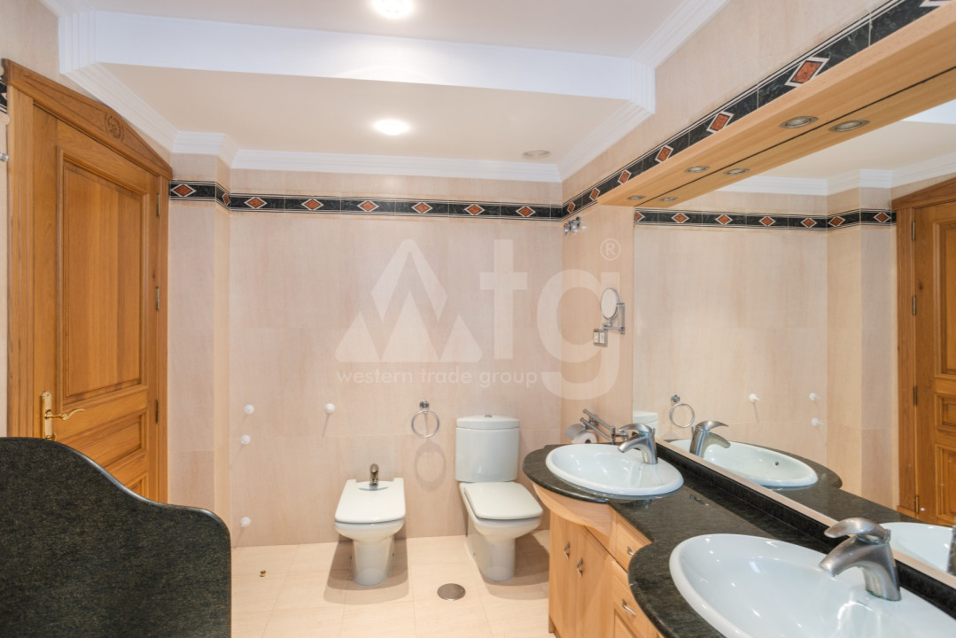 5 Schlafzimmer Villa in Torrevieja - BCH57258 - 36