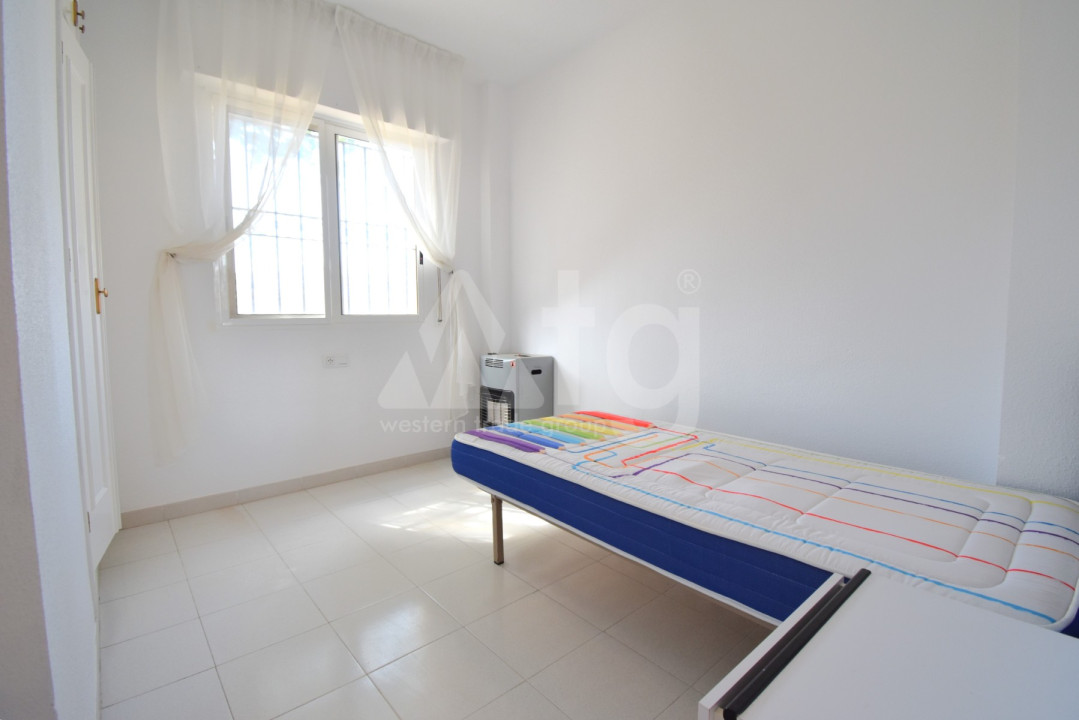 6 bedroom Apartment in Torrevieja - VRE56767 - 21