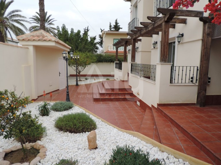 6 bedroom Villa in Cabo Roig - VRE29805 - 15
