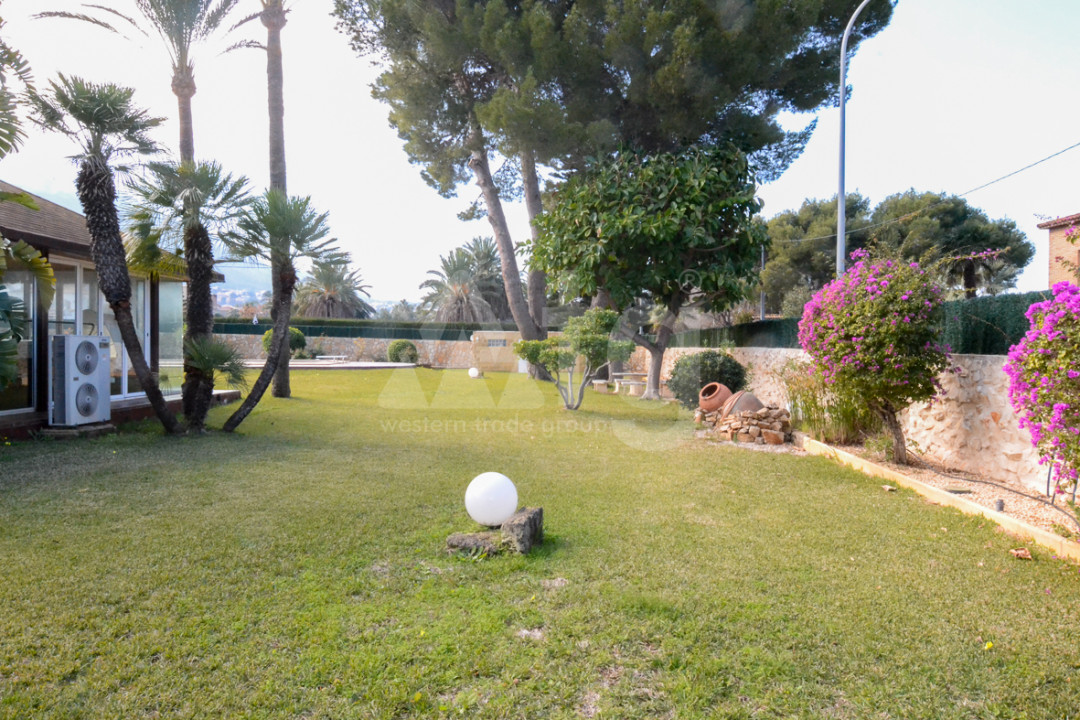 6 bedroom Villa in Denia - EGH56443 - 13