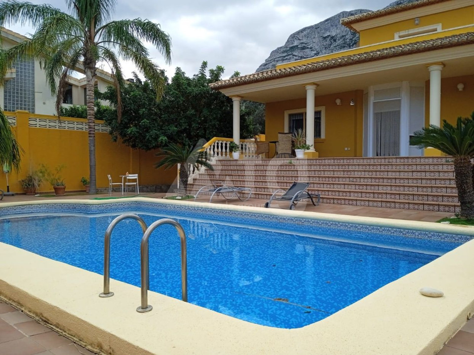 6 bedroom Villa in Denia - EGH56458 - 3