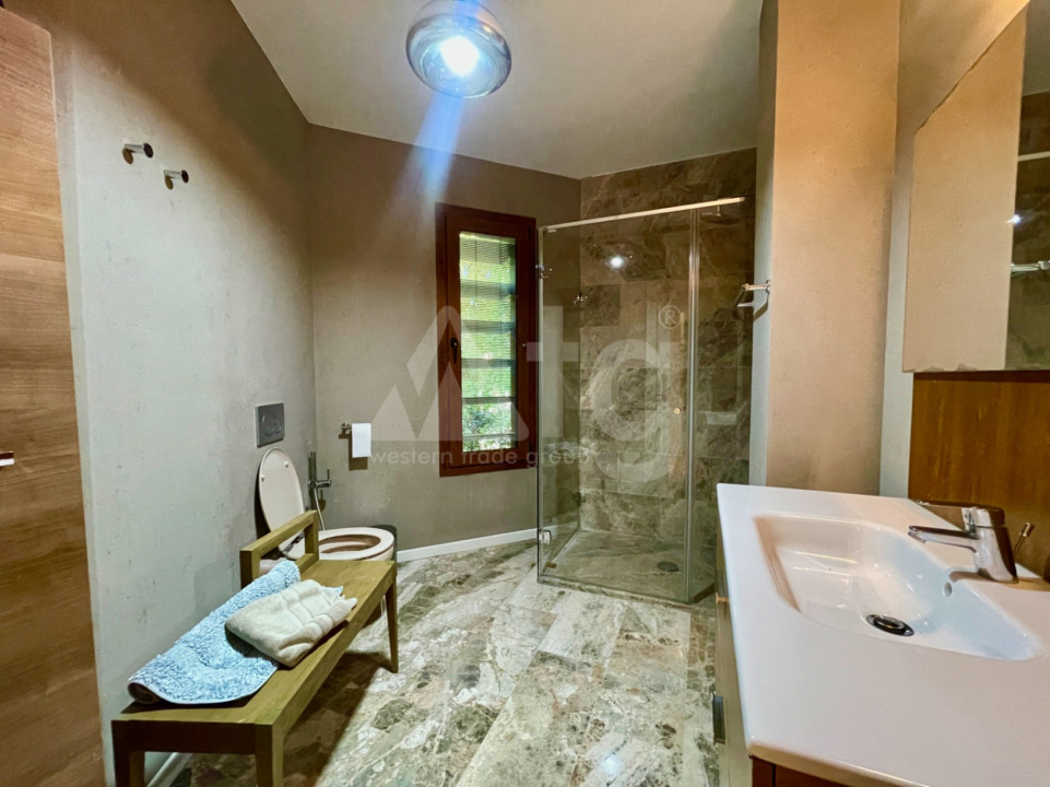6 bedroom Villa in El Campello - CGN54930 - 24