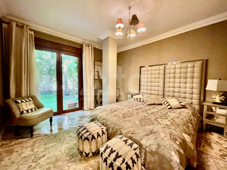6 bedroom Villa in El Campello - CGN54930 - 19