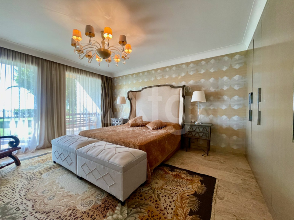 6 bedroom Villa in El Campello - CGN54930 - 21