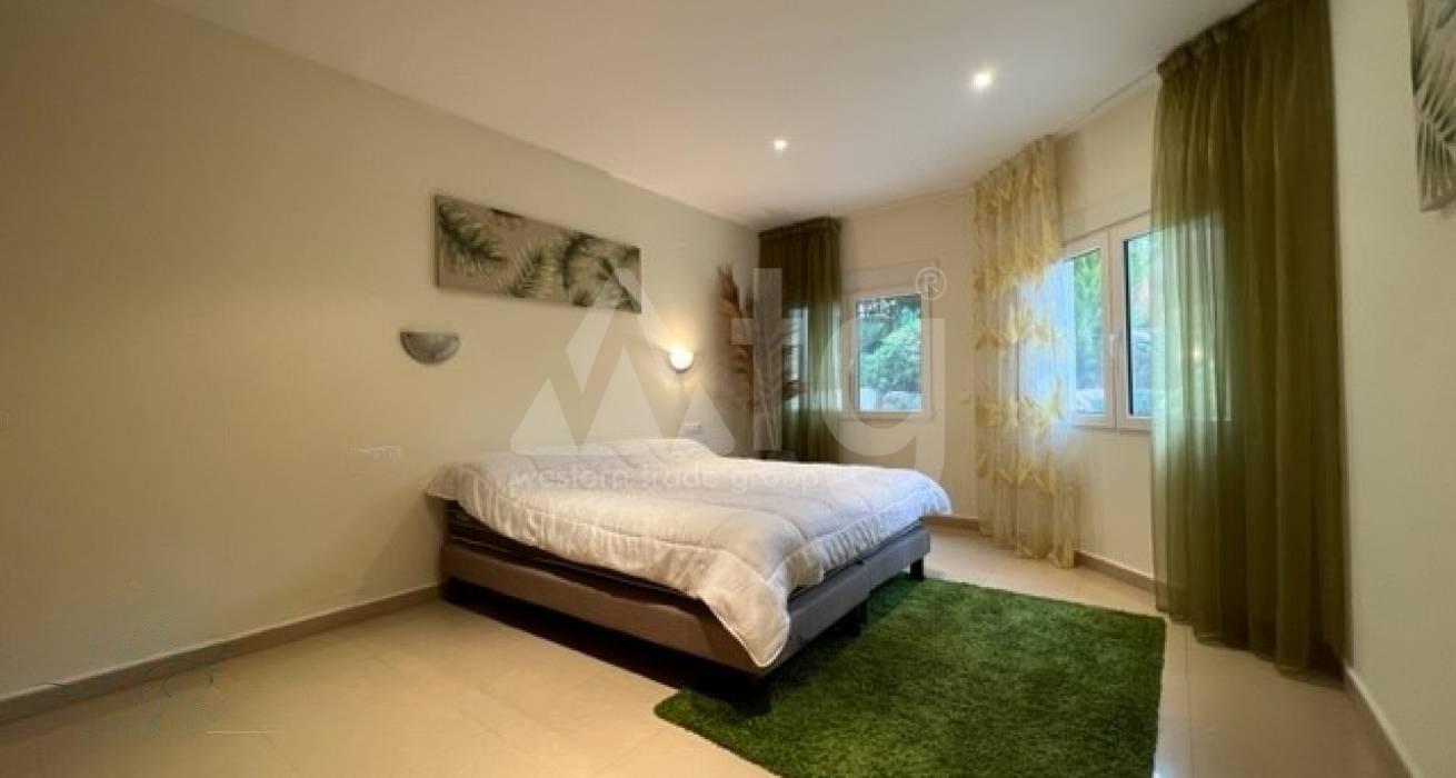 6 bedroom Villa in Javea - RR37039 - 11
