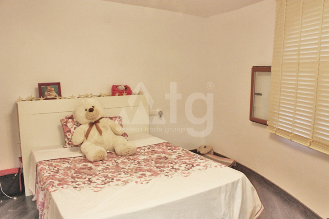6 bedroom Villa in La Nucia - CAA32345 - 12