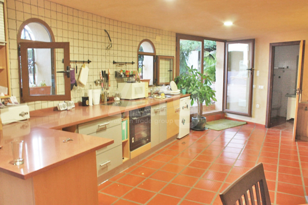 6 bedroom Villa in La Nucia - CAA32345 - 10