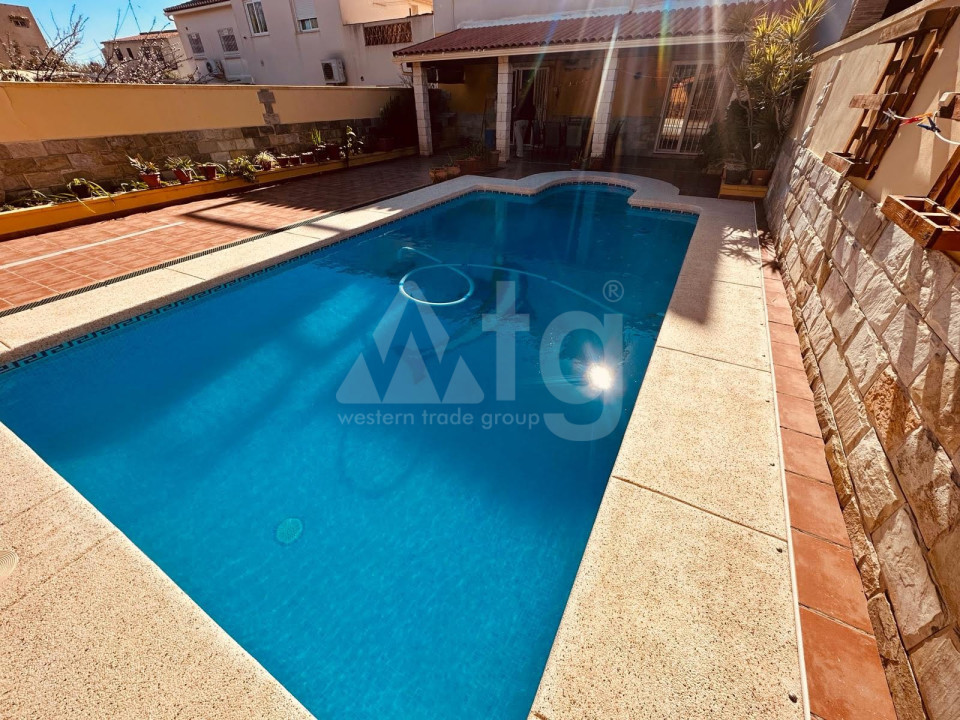 6 bedroom Villa in La Nucia - NHT59576 - 3