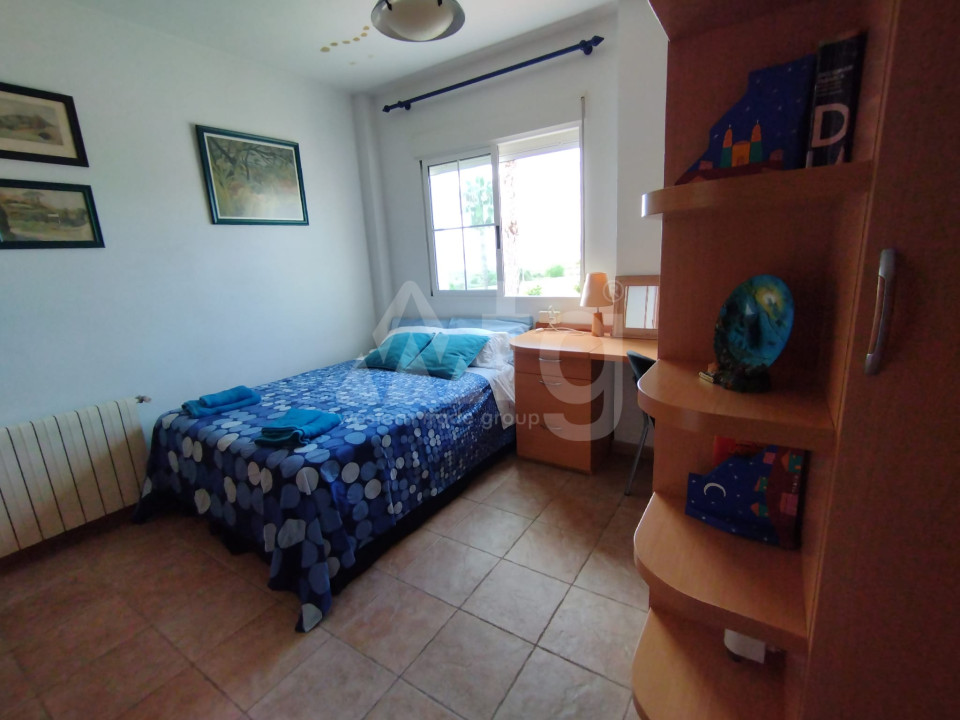 6 Schlafzimmer Villa in Torrevieja - MRQ55441 - 12