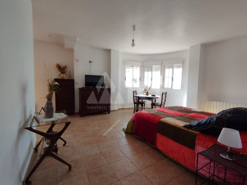 6 Schlafzimmer Villa in Torrevieja - MRQ59096 - 4