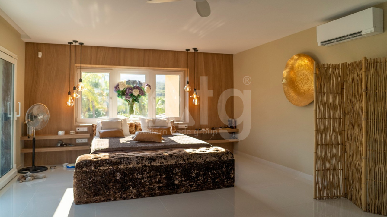 7 bedroom Villa in La Nucia - CGN54927 - 16