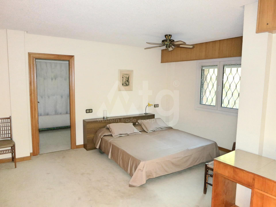 7 bedroom Villa in La Nucia - SLE52189 - 9
