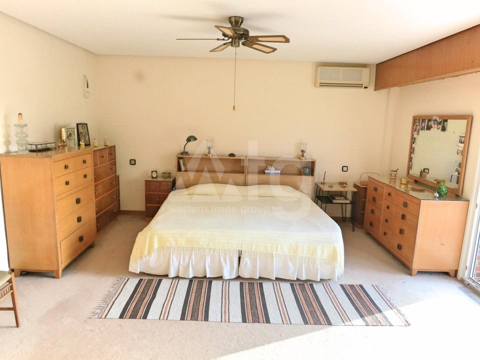 7 bedroom Villa in La Nucia - SLE52189 - 11