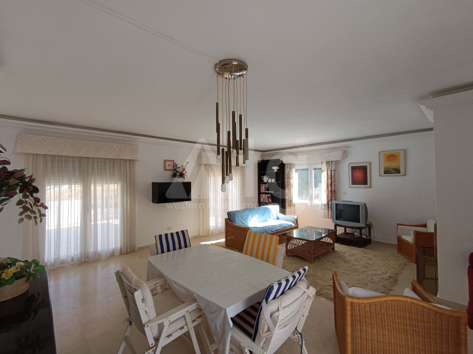 7 bedroom Villa in La Zenia - RST53081 - 16