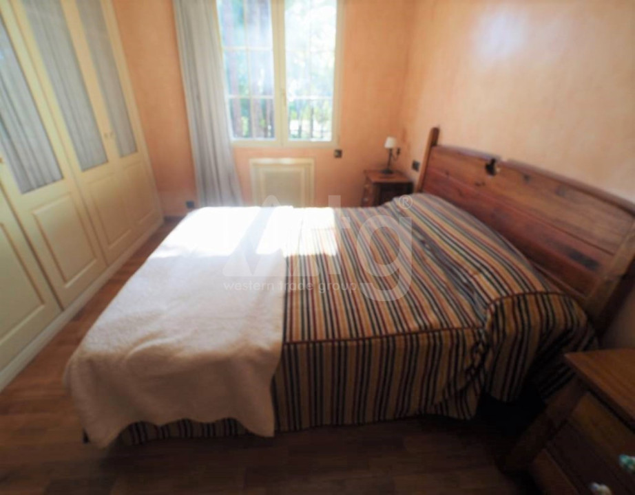 8 bedroom Villa in Elche - CAA32347 - 22