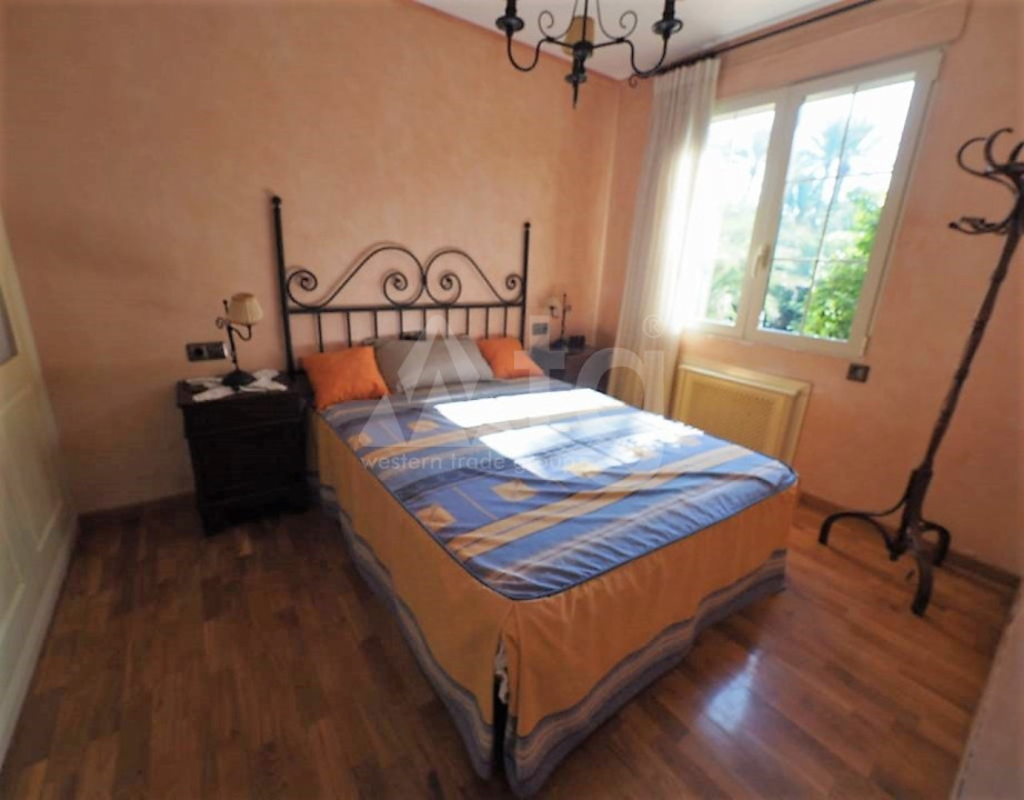 8 bedroom Villa in Elche - CAA32347 - 24