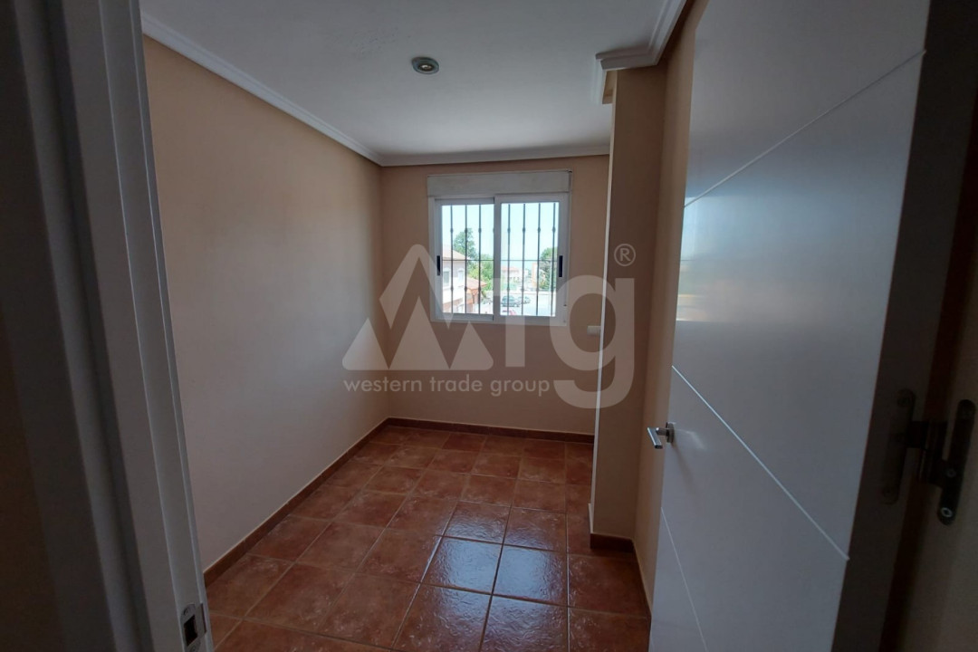 Adosado de 6 habitaciones en Rojales - PRS56603 - 34