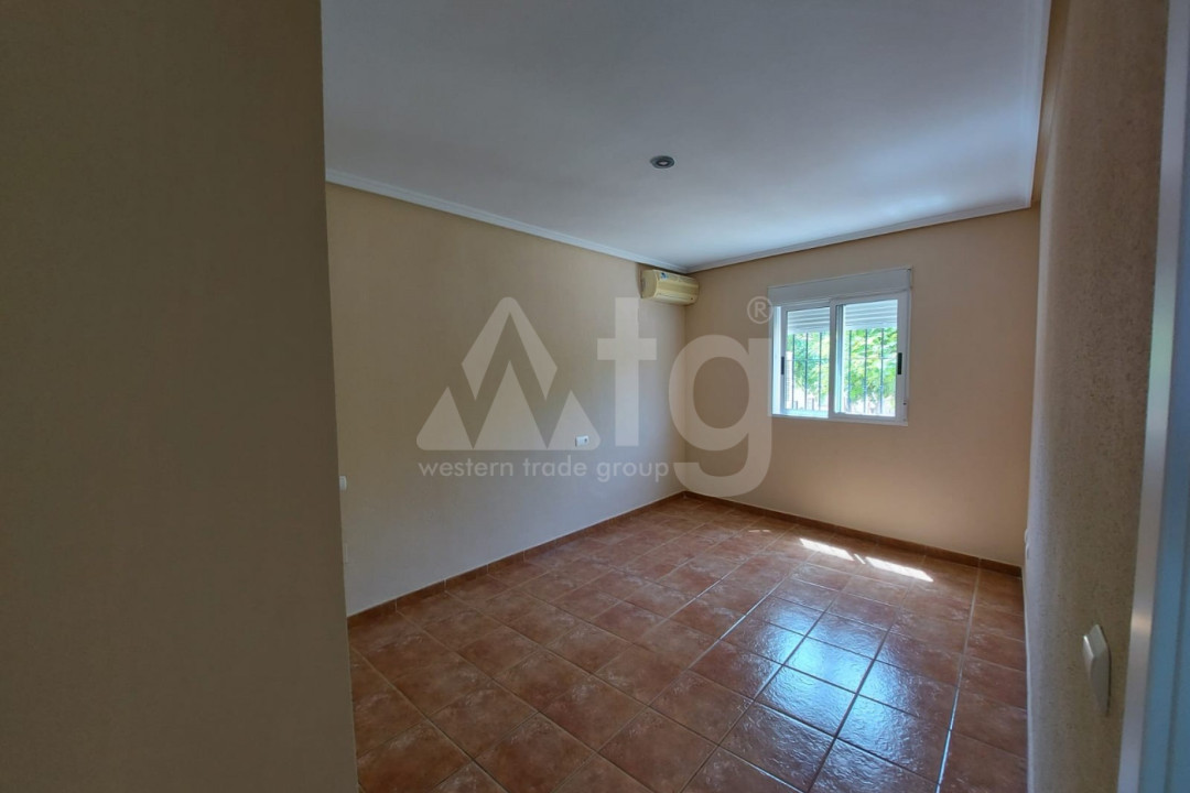 Adosado de 6 habitaciones en Rojales - PRS56603 - 43