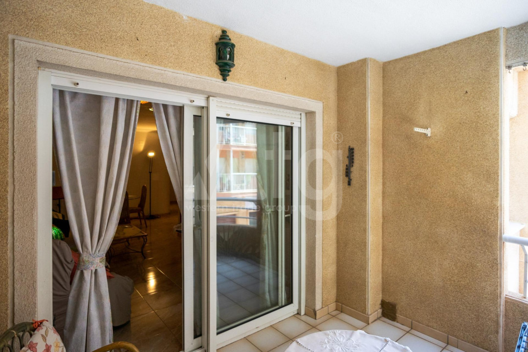 Apartament cu 2 dormitoare în Torrevieja - URE41999 - 13