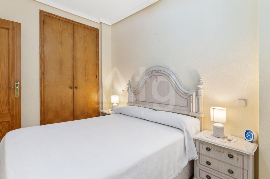 Apartament cu 2 dormitoare în Torrevieja - URE55059 - 8