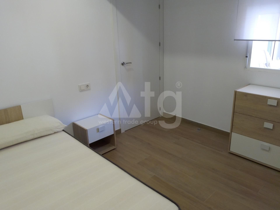 Apartament cu 3 dormitoare în Alfaz del Pi - SLE52007 - 12