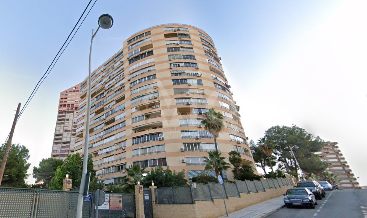 Apartament cu 3 dormitoare în Benidorm - CPP62095 - 1