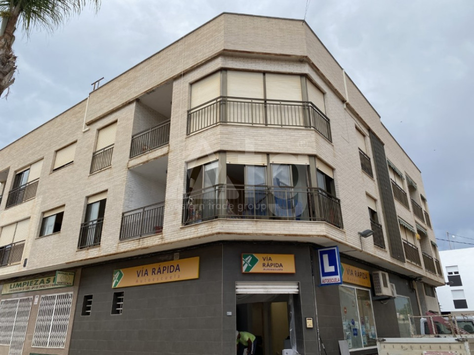 Apartament cu 3 dormitoare în Los Alcázares - MRQ63068 - 1