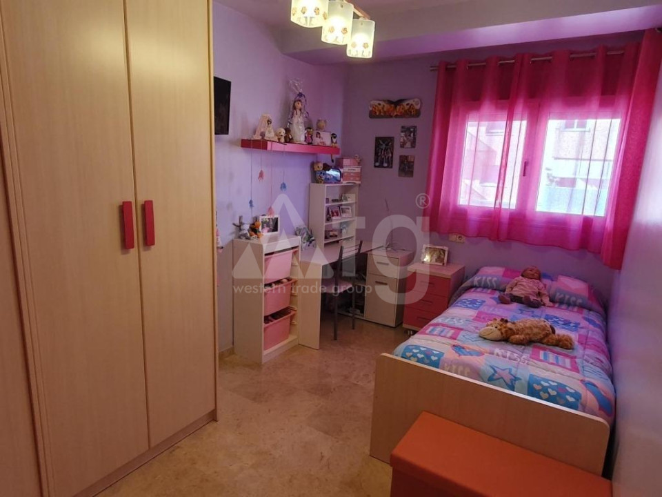 Apartament cu 3 dormitoare în Oliva - SHL49157 - 8