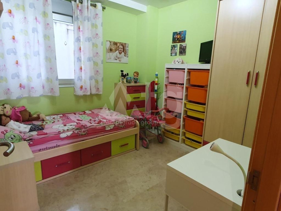 Apartament cu 3 dormitoare în Oliva - SHL49157 - 7