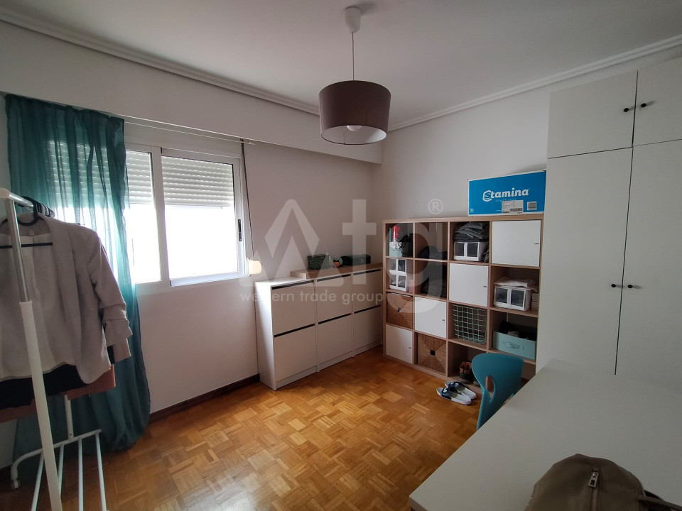 Apartament cu 3 dormitoare în Orba - OH55883 - 7