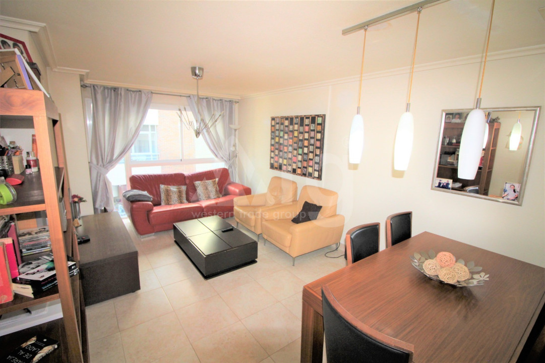 Apartament cu 3 dormitoare în Torrevieja - BCH57272 - 1